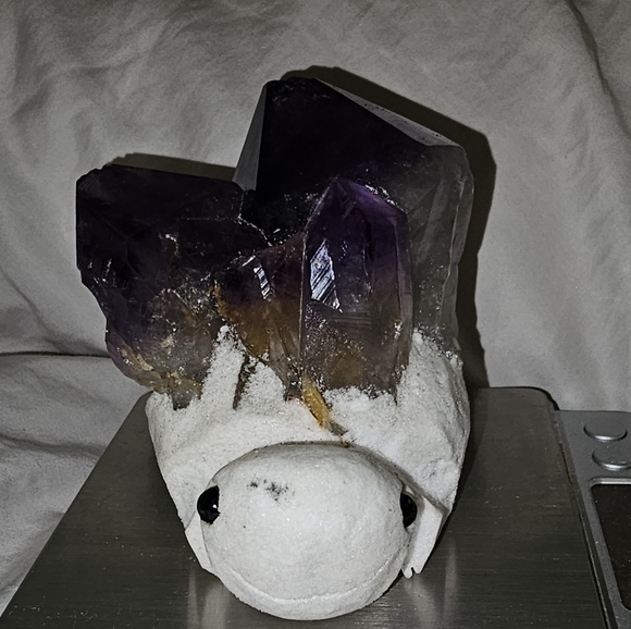 Amethyst 🐢Turtle! 365 grams, 9 x 9 cm (approx.) from head to end of Amethyst🐢 - Picture 3 of 17